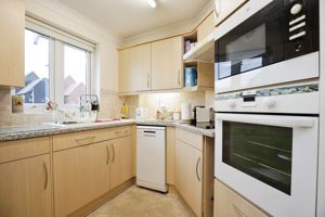 KITCHEN- click for photo gallery